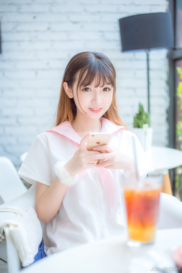 “哦？”刘璝眉头一皱，这来的时机未免也太巧了吧？